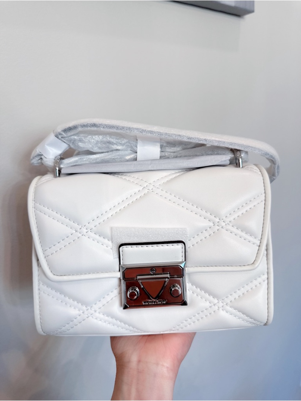 NWT Michael Kors Serena Small Quilted Vegan Leather Flap Crossbody - Optic White - Picture 2 of 8